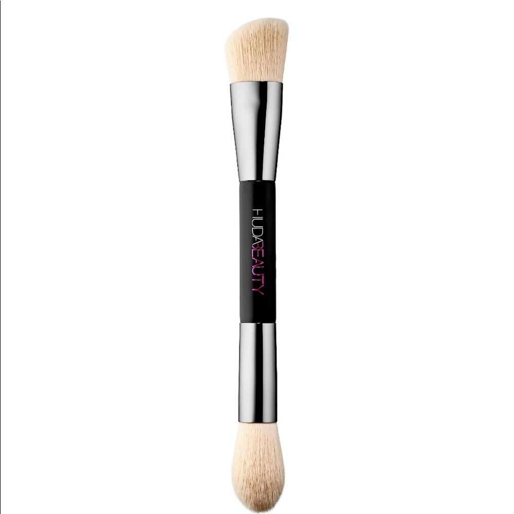 Huda Beauty Dual Complexion Brush